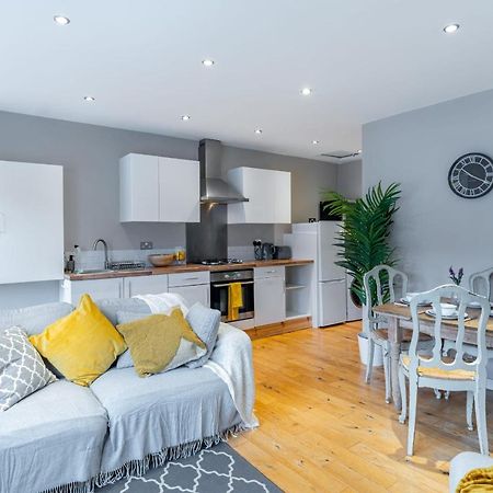 Апартаменти Stylish Shepherds Bush Flat Лондон Екстер'єр фото